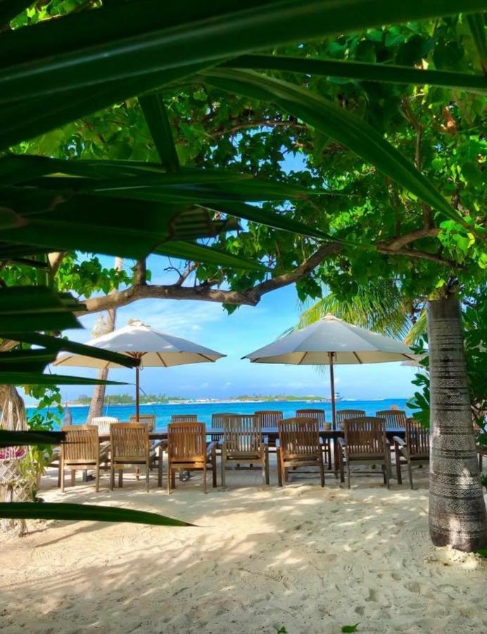 Samura Maldives Guest House Thulusdhoo Exterior photo